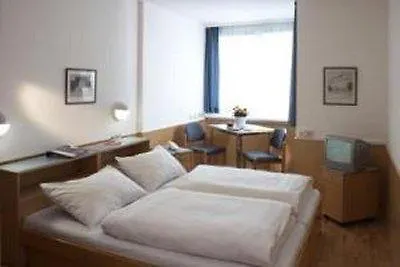 Allyouneed Hotel Vienna2